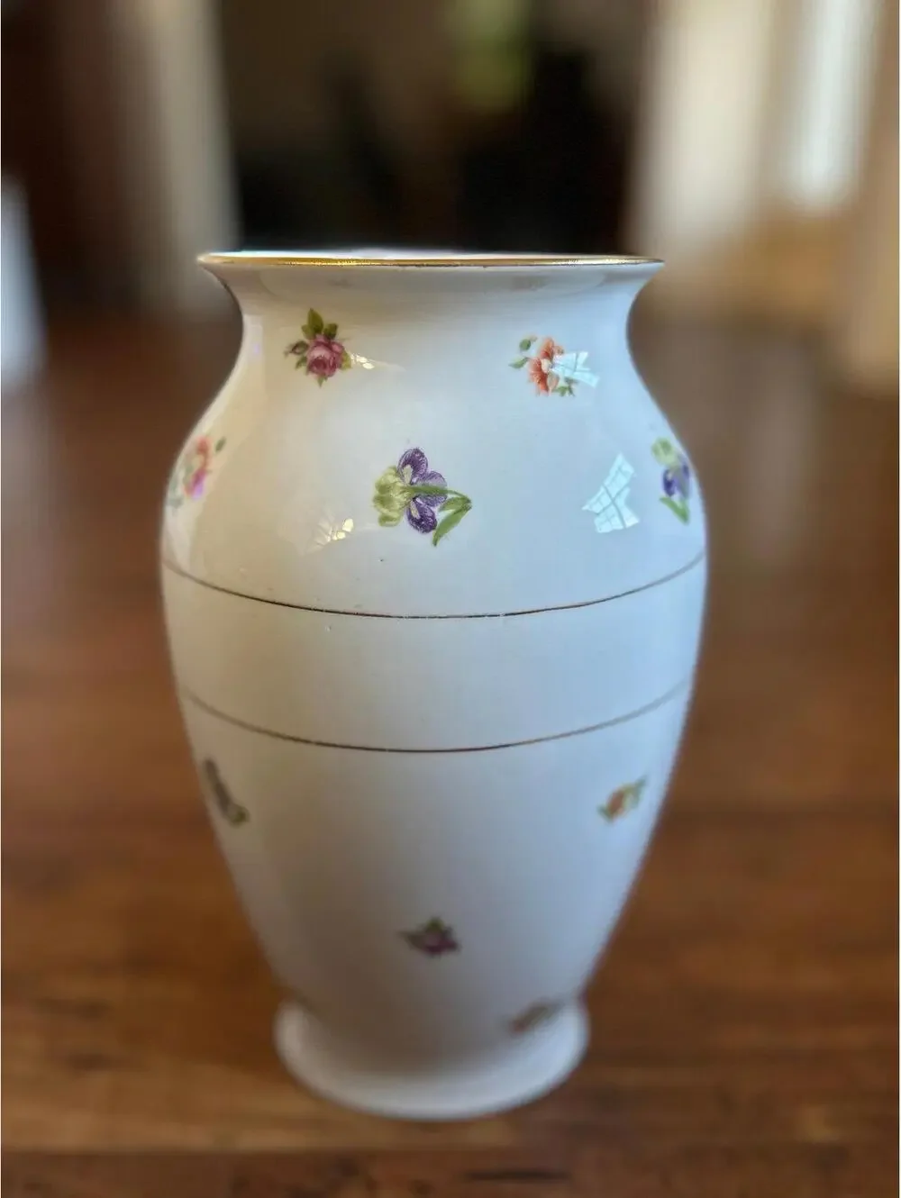 Antique Eichwald Porcelain Stove Factory Bloch Vase small flower pattern Czech